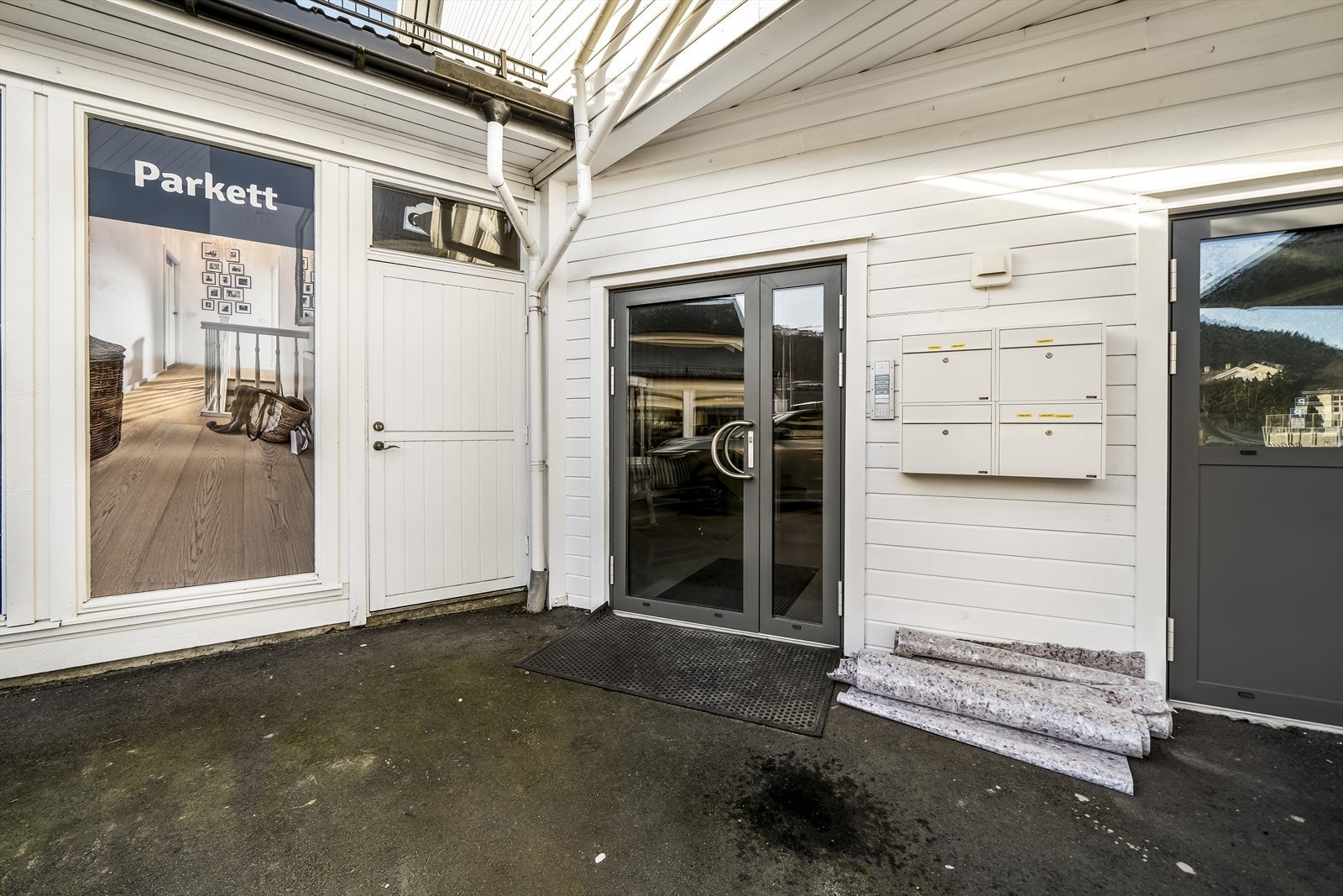 Fellesinngang Galleribilde