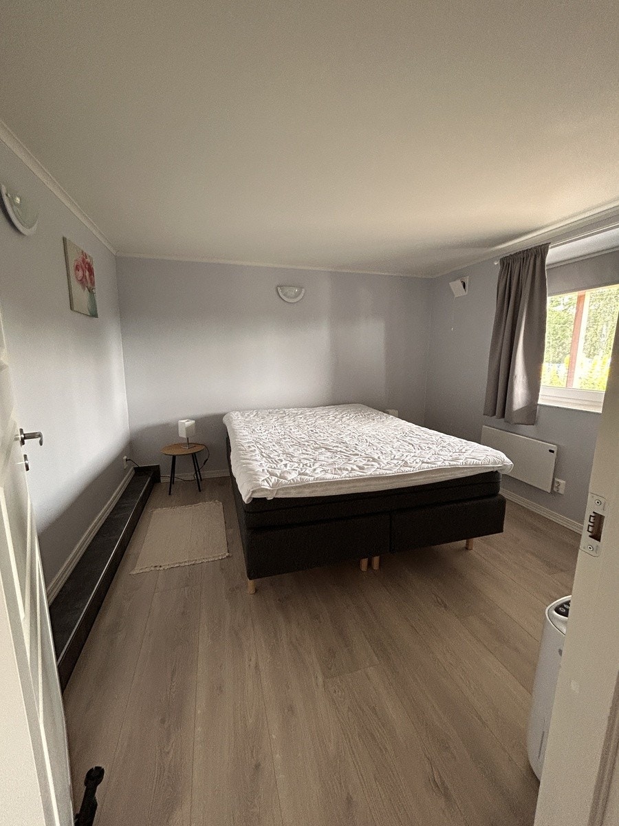 Lys og stor soverom Galleribilde