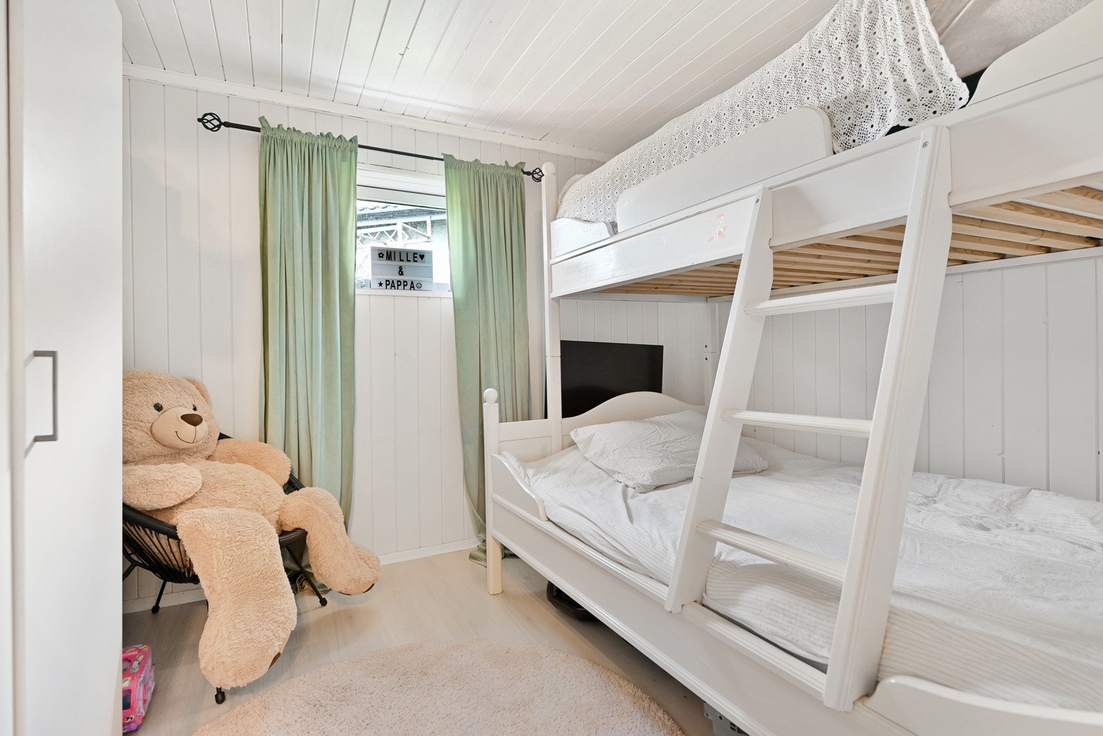 Soverom i kjeller. Ikke godkjent for varig opphold. Galleribilde