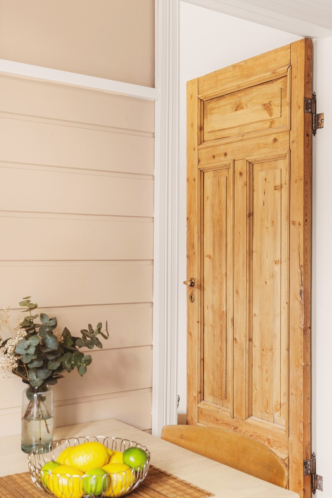 De originale dørene er restaurert. Galleribilde