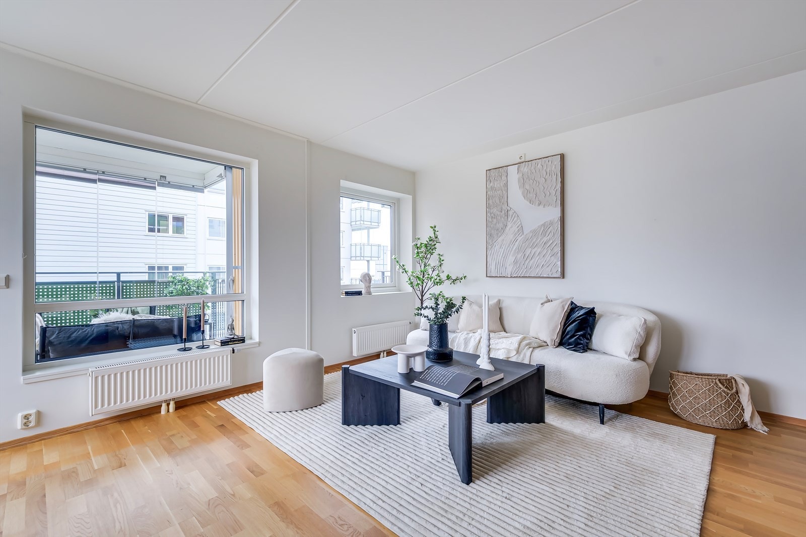 Oppvarming med vannbåren varme via radiatorer. Galleribilde