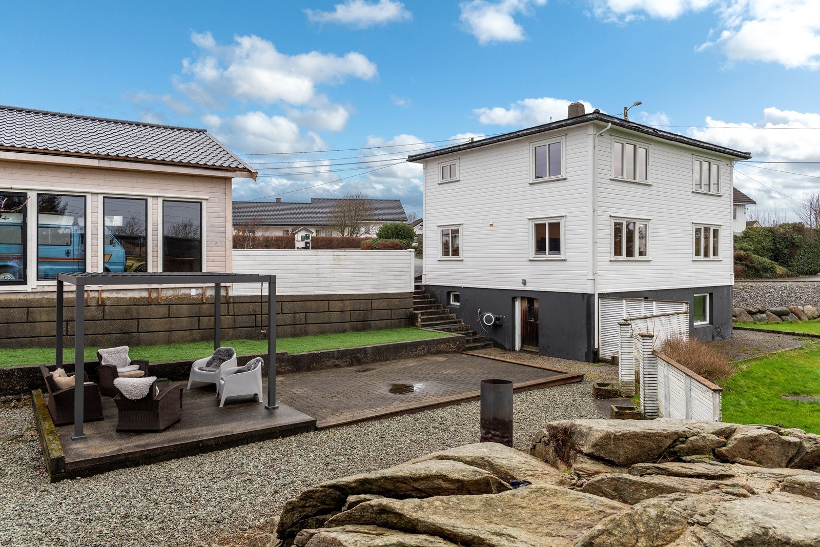 Hyggelig uteområde med pergola. Galleribilde