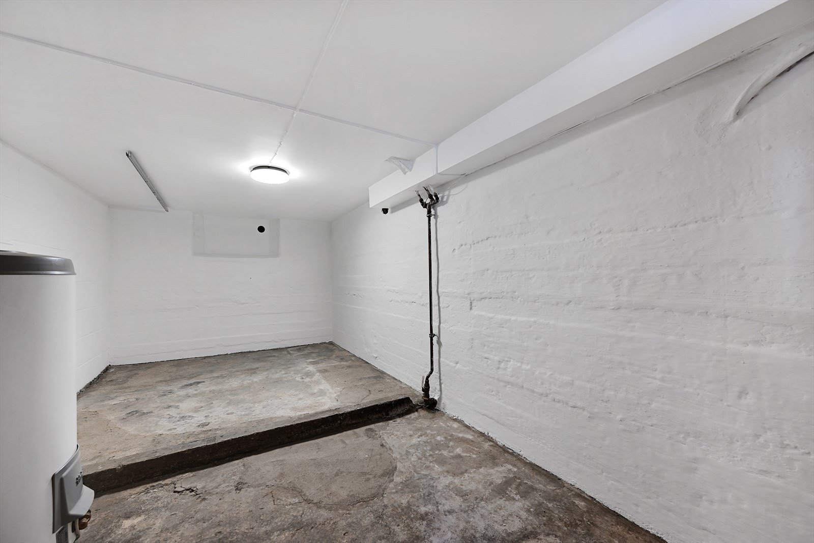 Kjeller med inndeling til den enkelte seksjon. Galleribilde