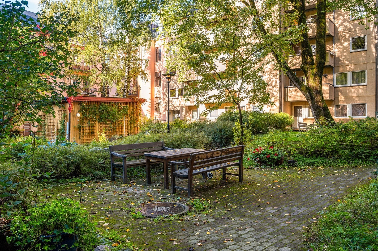 Sameiet har fine opparbeidede fellesområder som kan benyttes av beboerne. Galleribilde