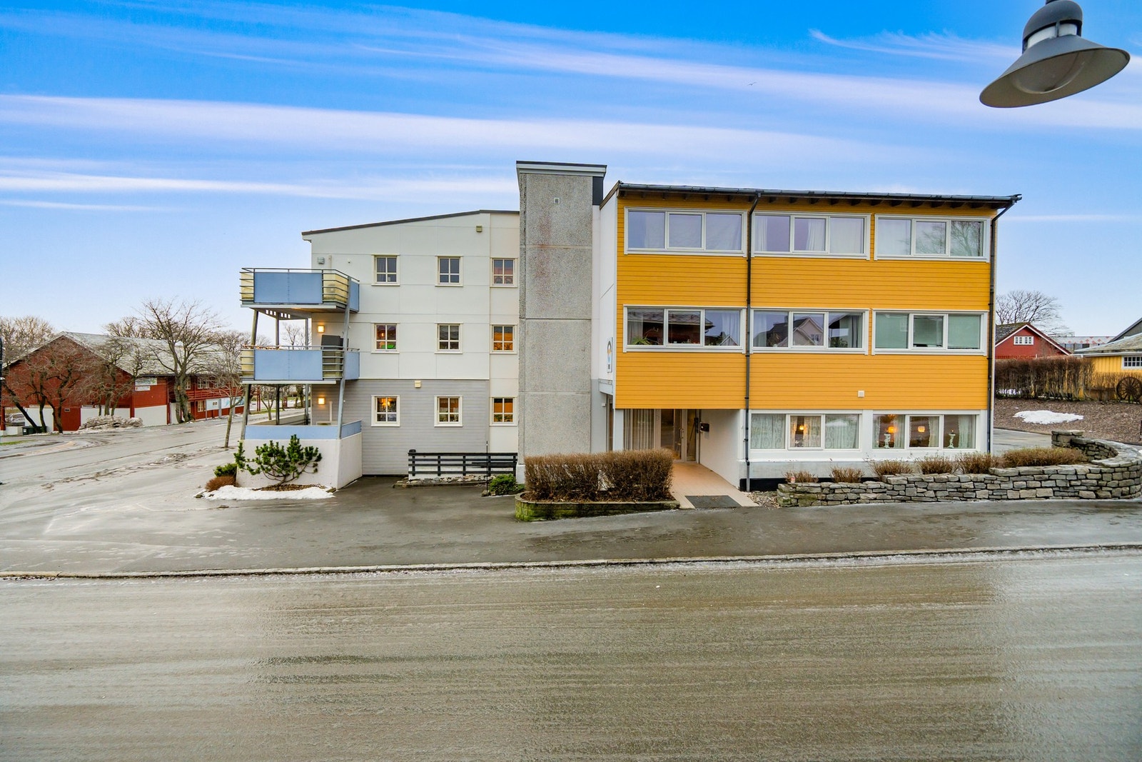 Hovedinngang til bygget. Galleribilde