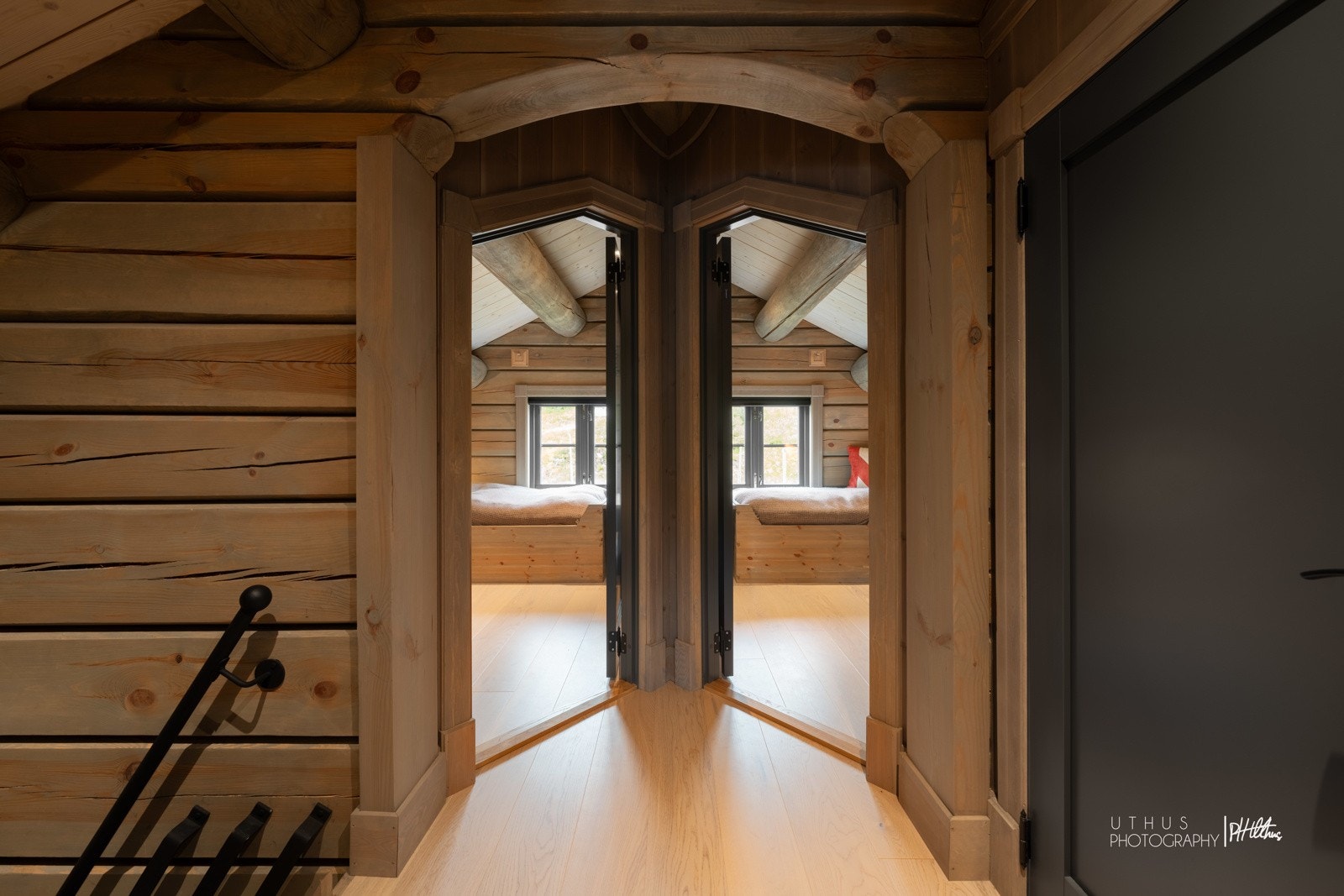 I tillegg til de to soverommene i 1. etasje, har også hemsen to soverom Galleribilde