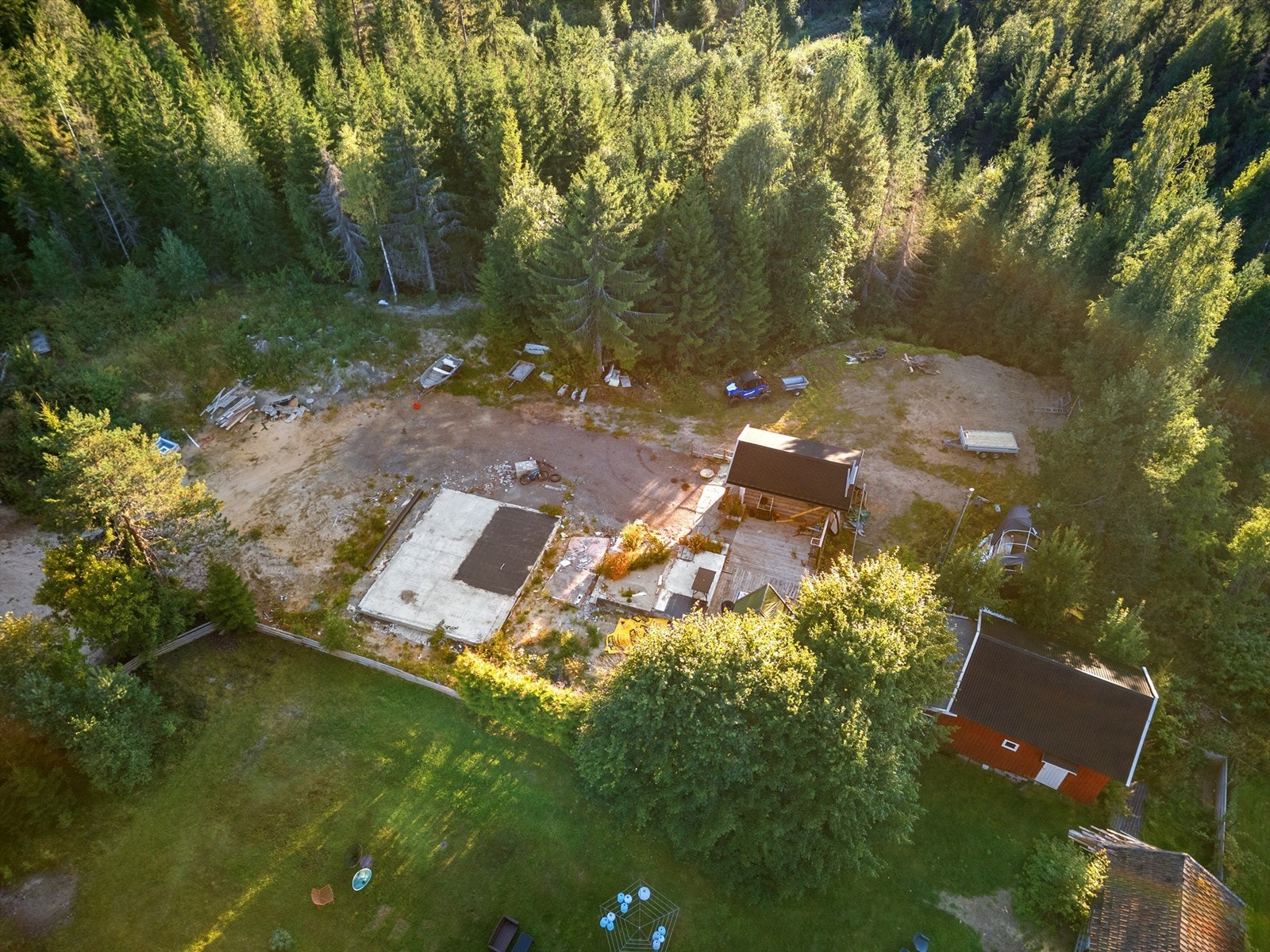 Tomten kan bebygges med en utnyttelsesgrad på inntil 25 % BYA Galleribilde