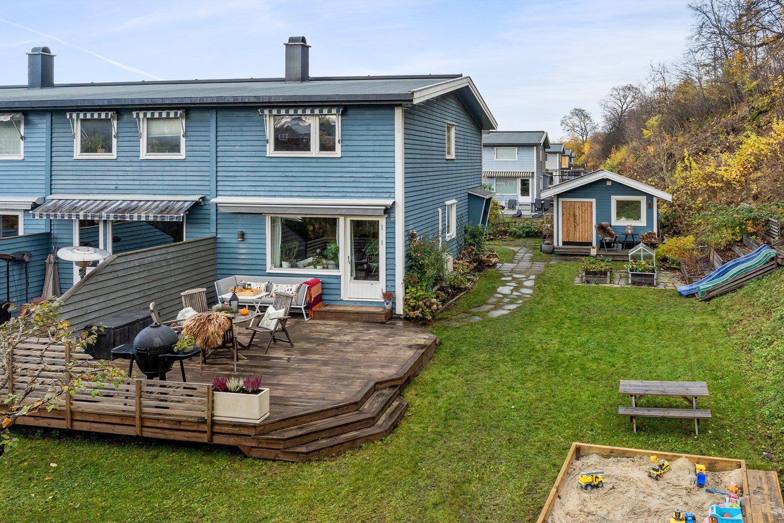 Et flott enderekkehus med fantastiske uteområder Galleribilde