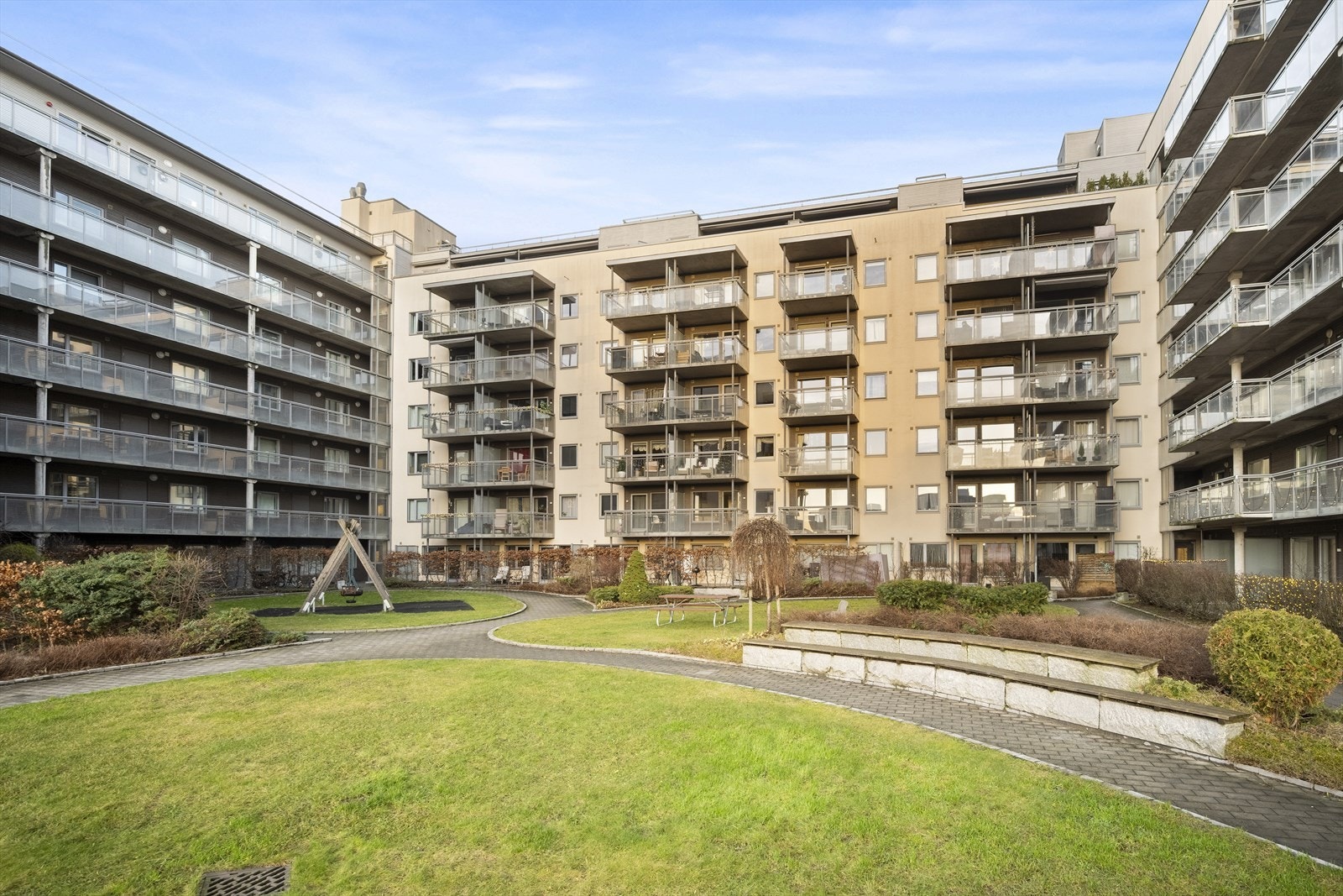 Sameiet har egen hjemmeside hvor det oppfordres for interessenter å ta en titt: www.glaenga.no / https://home.solibo.no/hp/glaenga Galleribilde