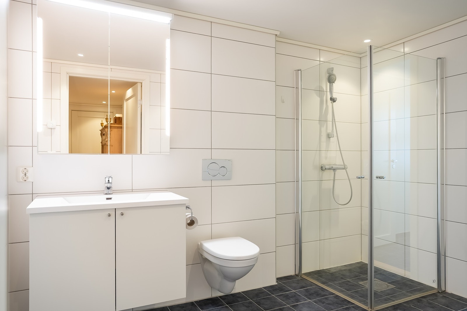 Badet fremstår moderne og stilfullt. Galleribilde