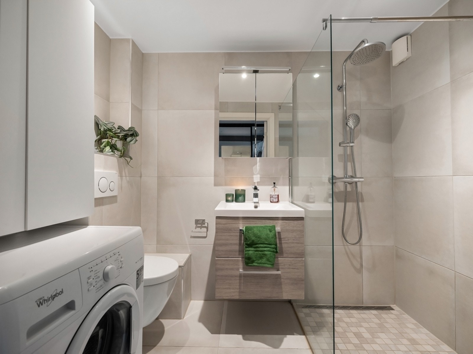 Lekkert bad, pusset opp senere år Galleribilde