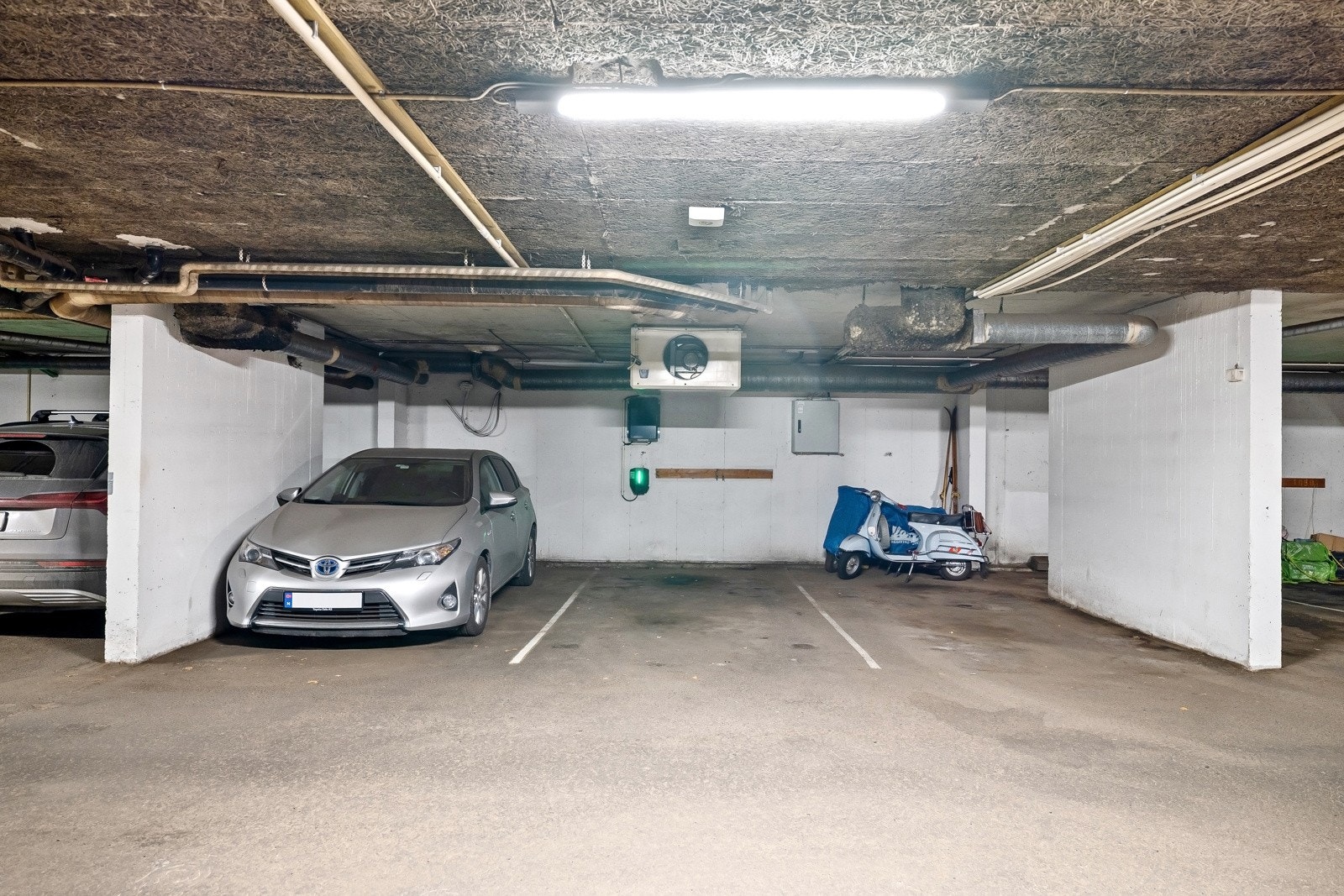 Garasjeplass medfølger Galleribilde