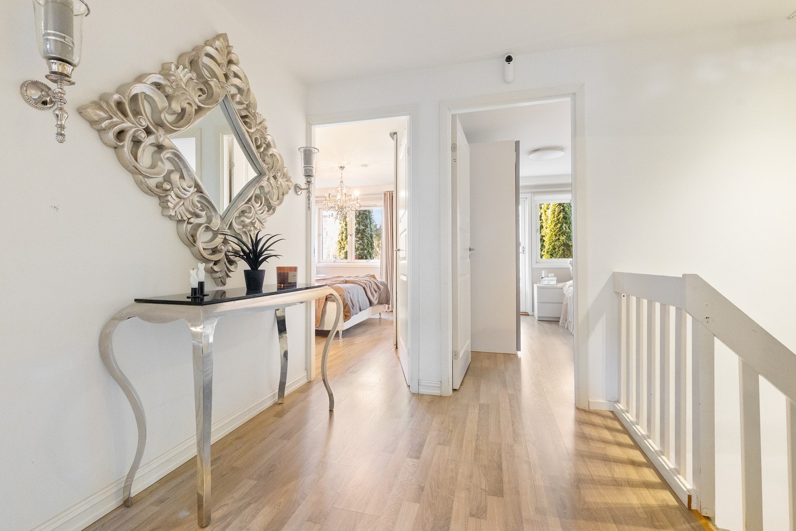 Boligen har 3 gode soverom, hvor ett har utgang til vestvendt balkong Galleribilde