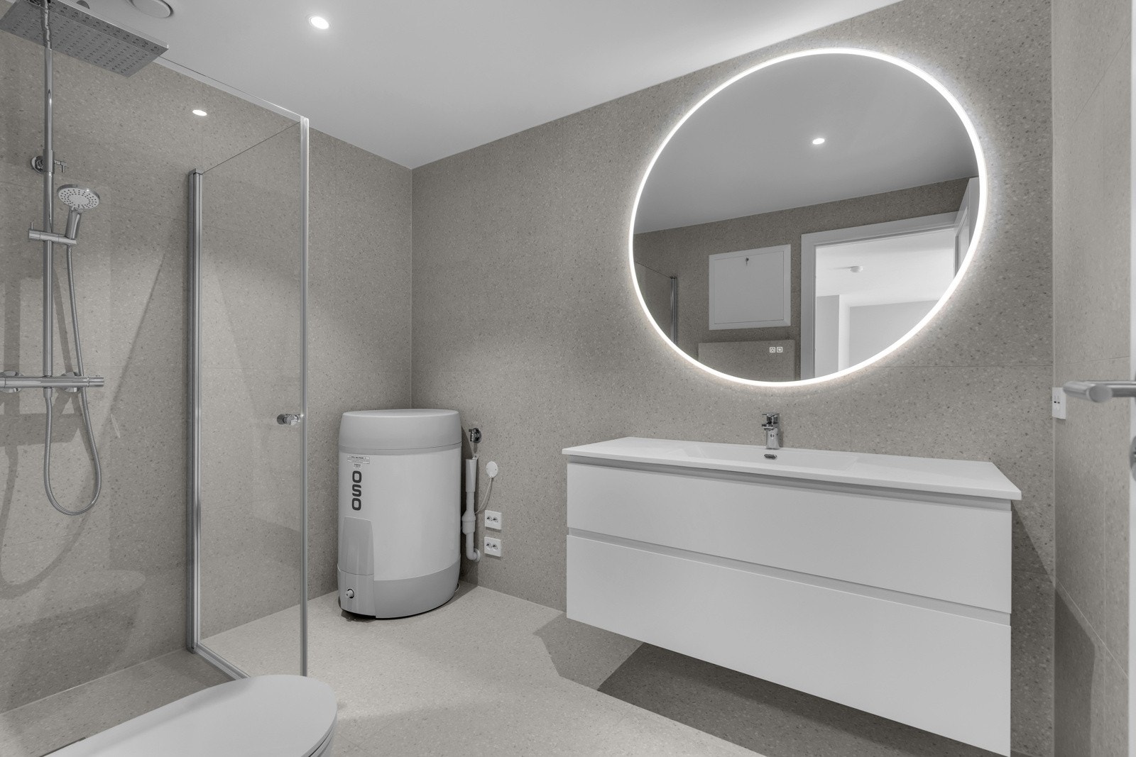 Bad utleiedel. Galleribilde