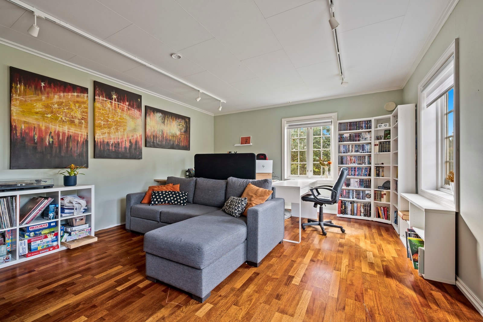 I stua er det også et ekstra rom - enten soverom, kontor, ekstra stue eller hva du måtte behøve Galleribilde