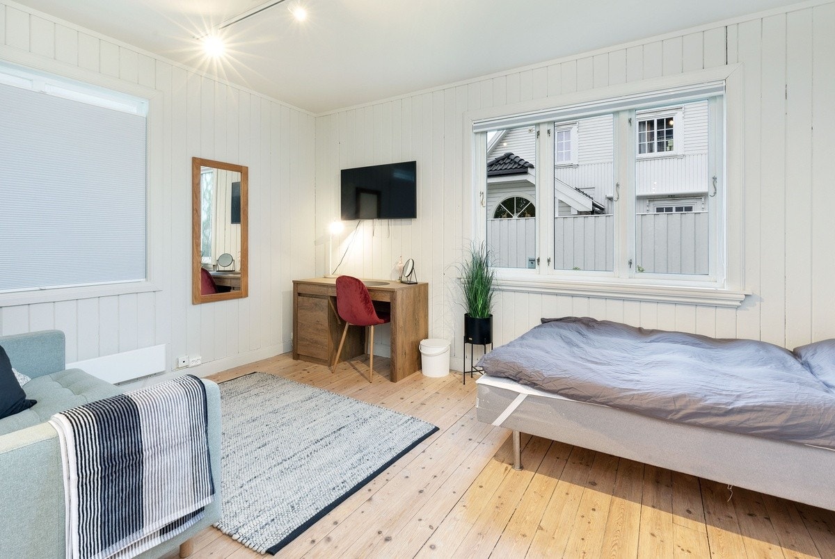 ROM UTLEID - Hovedetasje Galleribilde