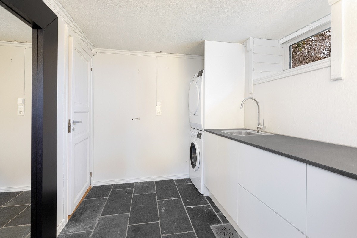 Inngangsparti med vaskerom Galleribilde