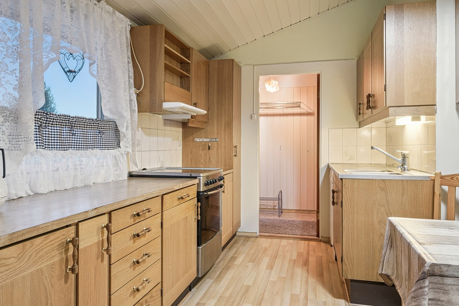 Alle hvitevarer medfølger i handelen. Galleribilde