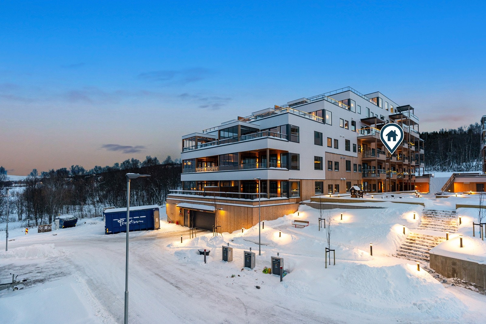 Leiligheten har fin beliggenhet i 3.etasje. Galleribilde