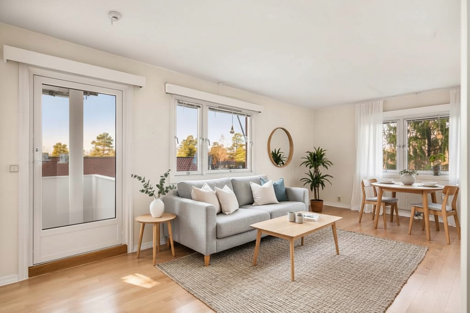 Digitalt møblert bilde. Galleribilde