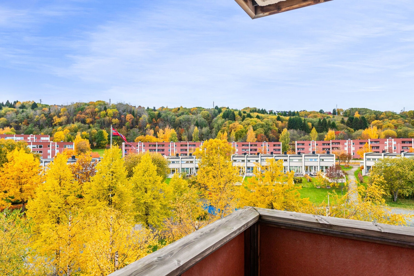 Fra kjøkken har du utgang til balkong nr. 2. Galleribilde