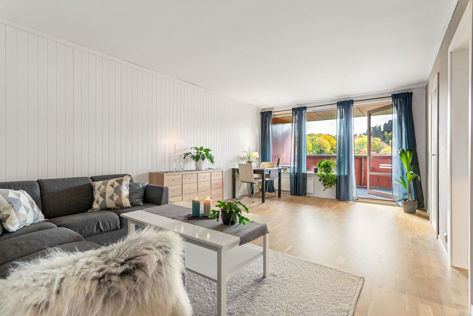 En stor og pen 3-roms med gjennomgående pen standard. Galleribilde