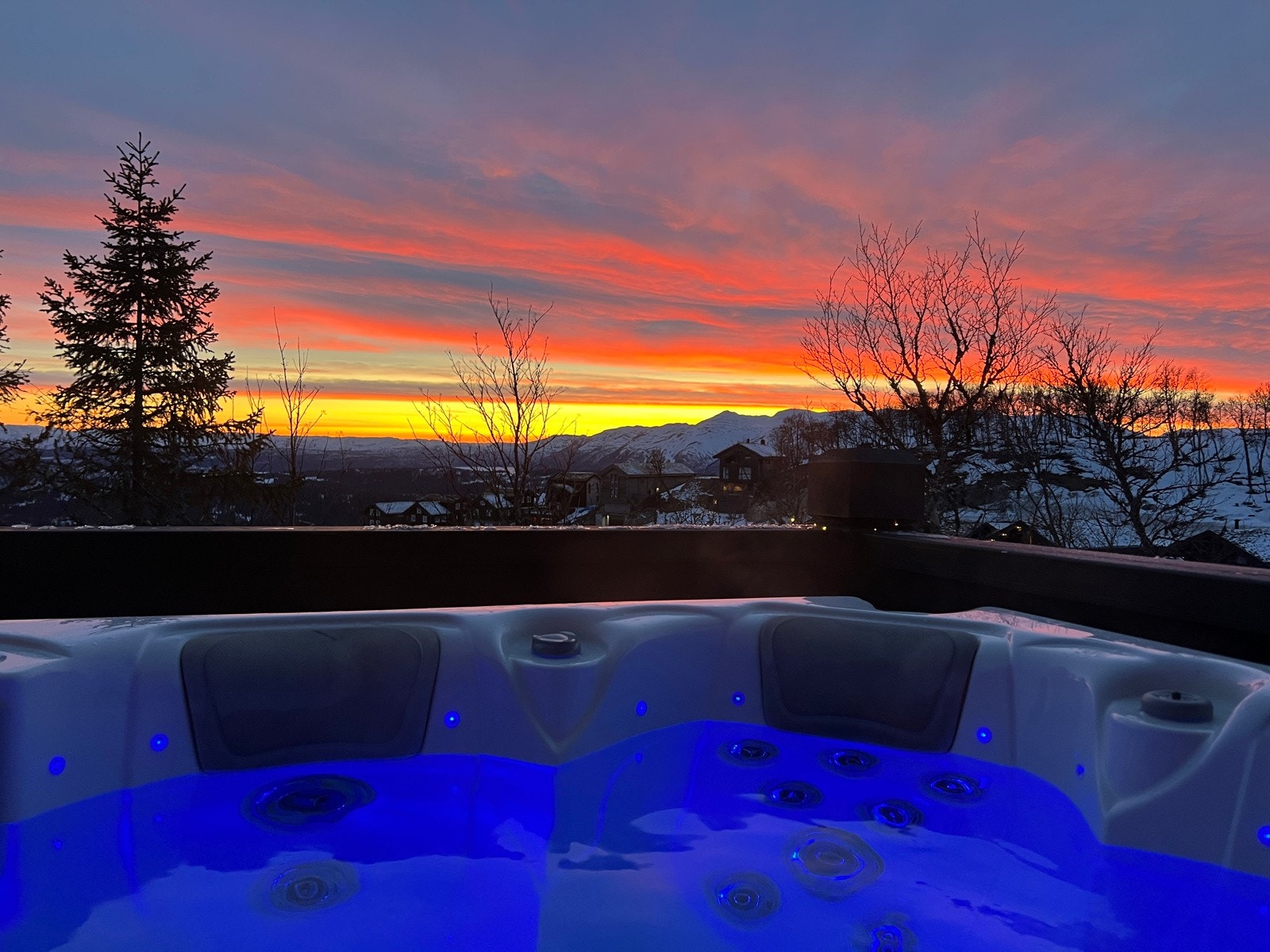 Her kan man nyte utsikt og samtidig sitte usjenert Galleribilde