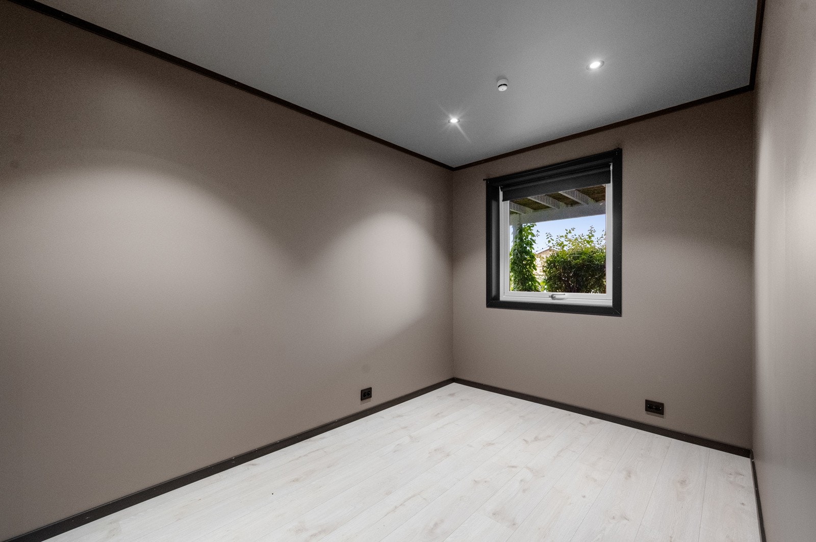 Soverom II i u.etg. Galleribilde