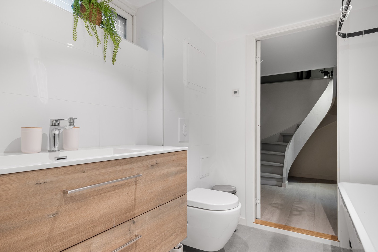 Badet nede Galleribilde