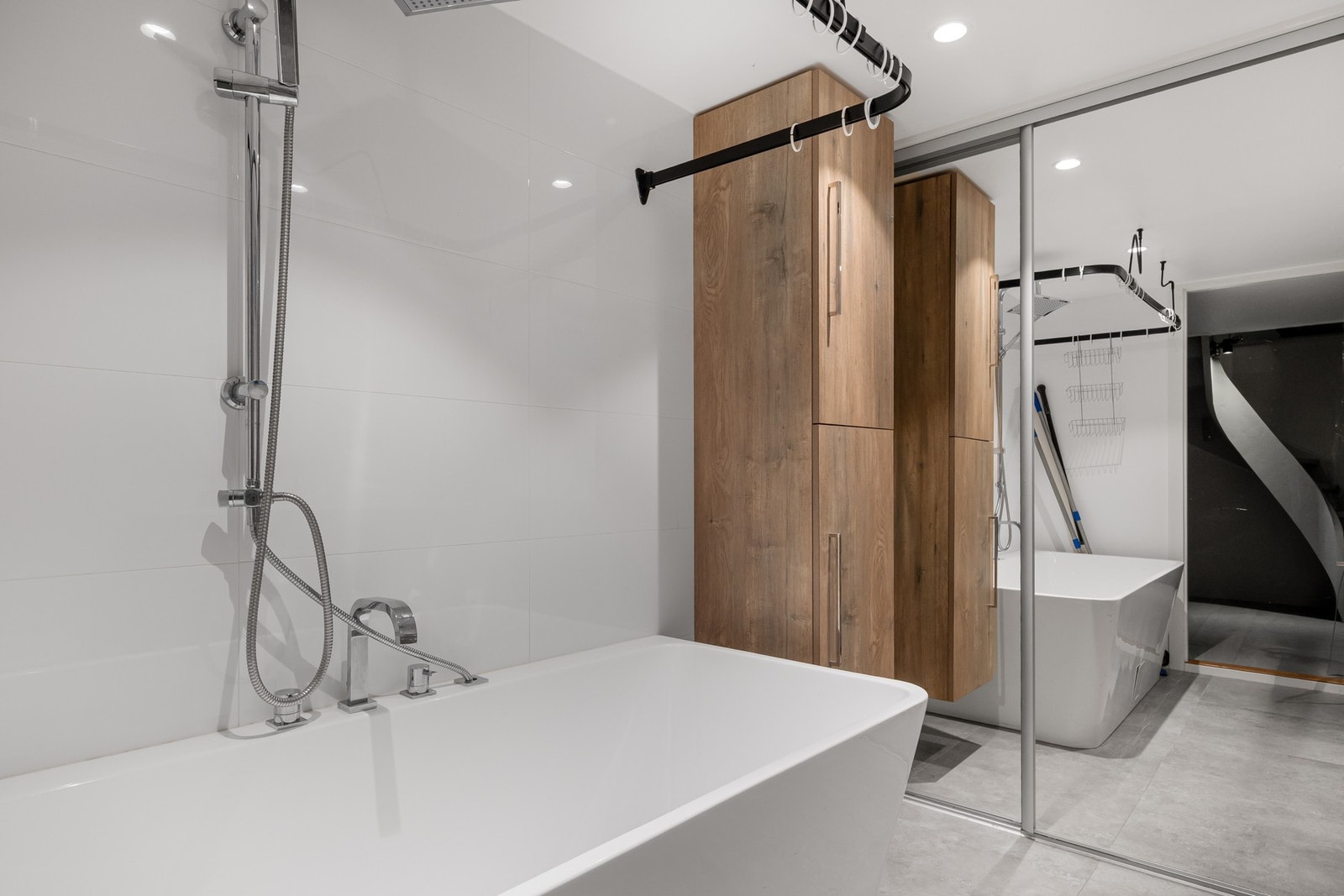 Bad nede Galleribilde