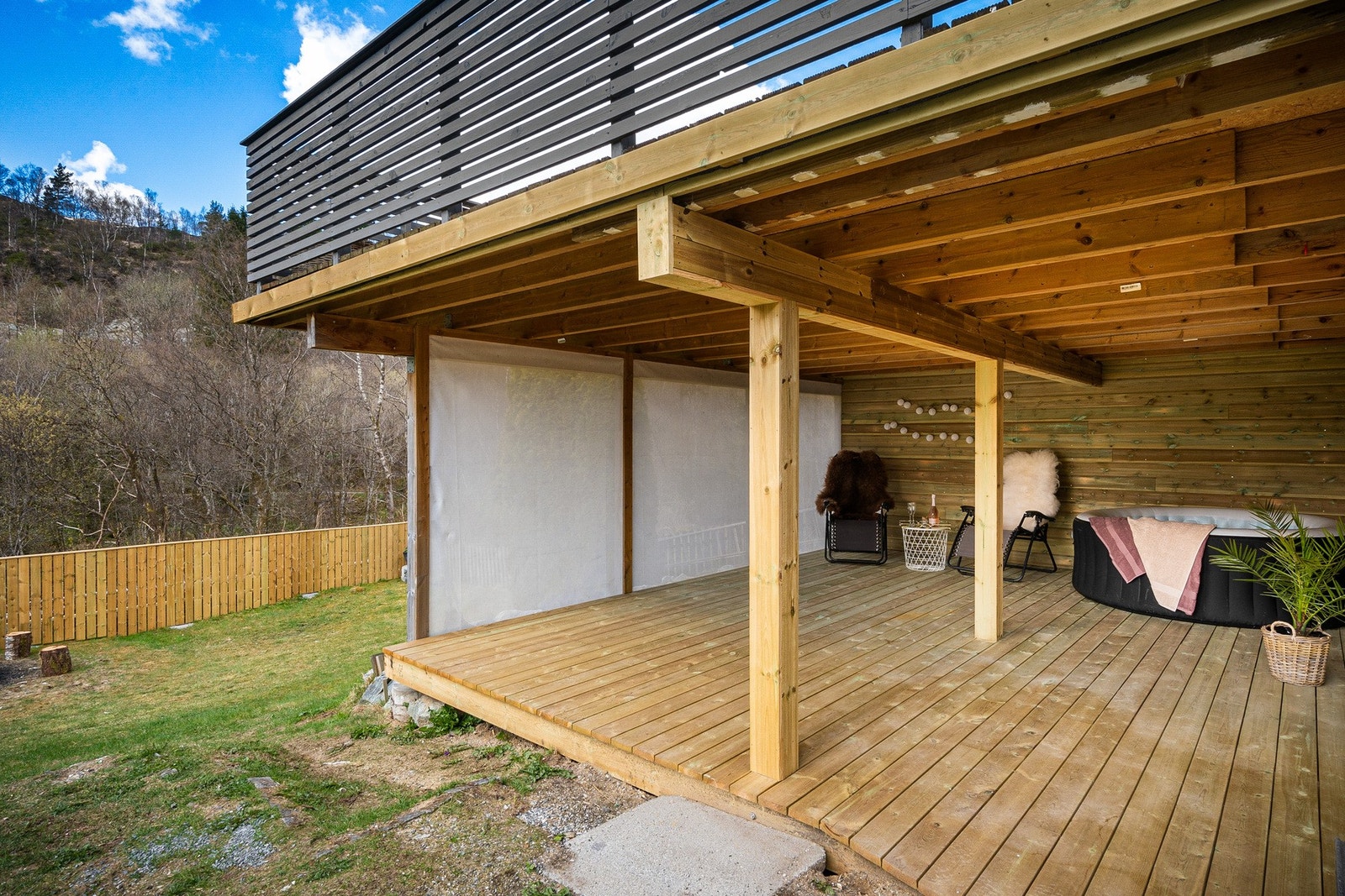 Leskjul. Galleribilde