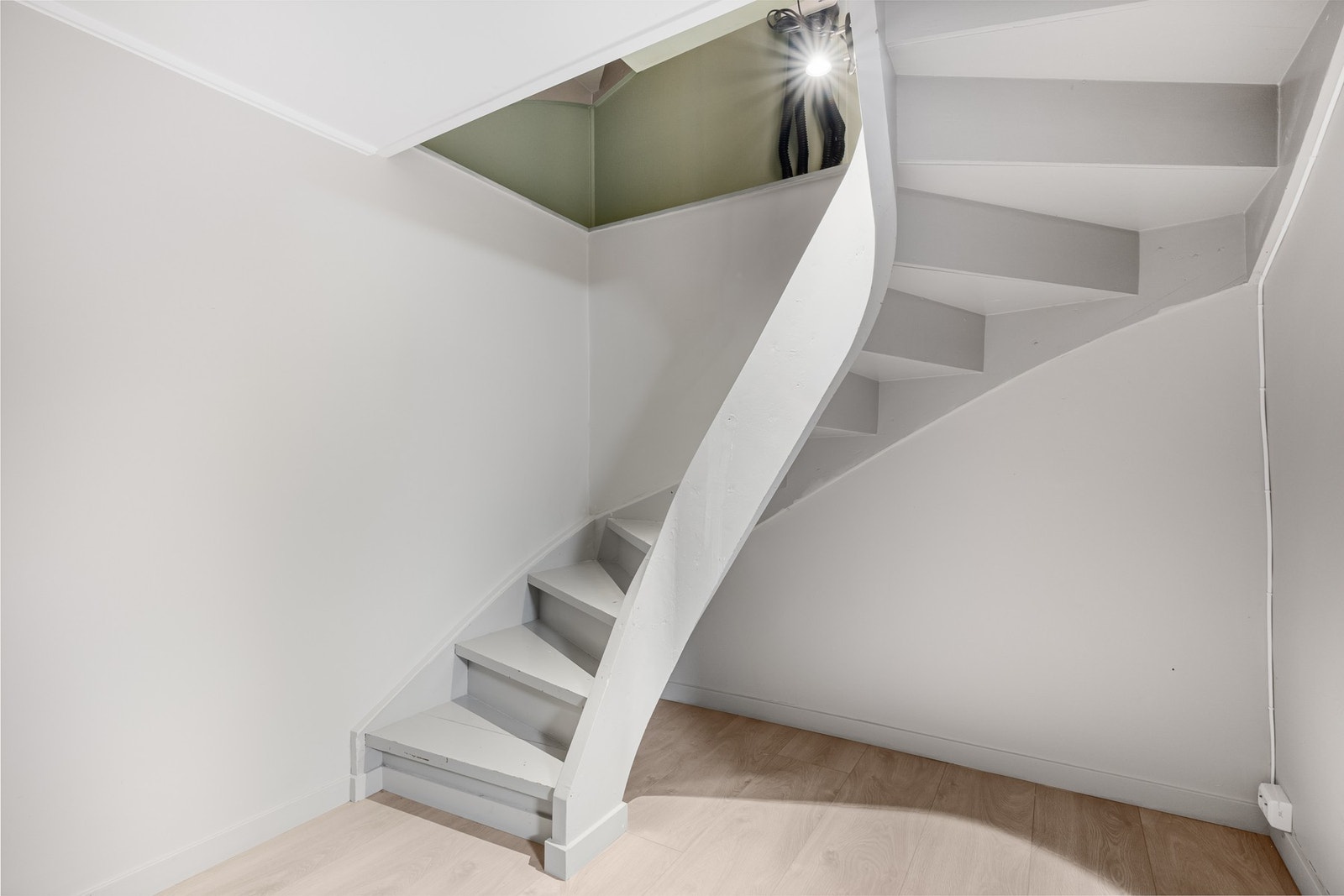 Trappen opp og "leke-krok" Galleribilde