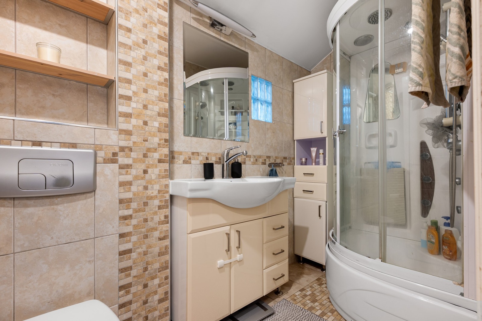 Bad oppe Galleribilde