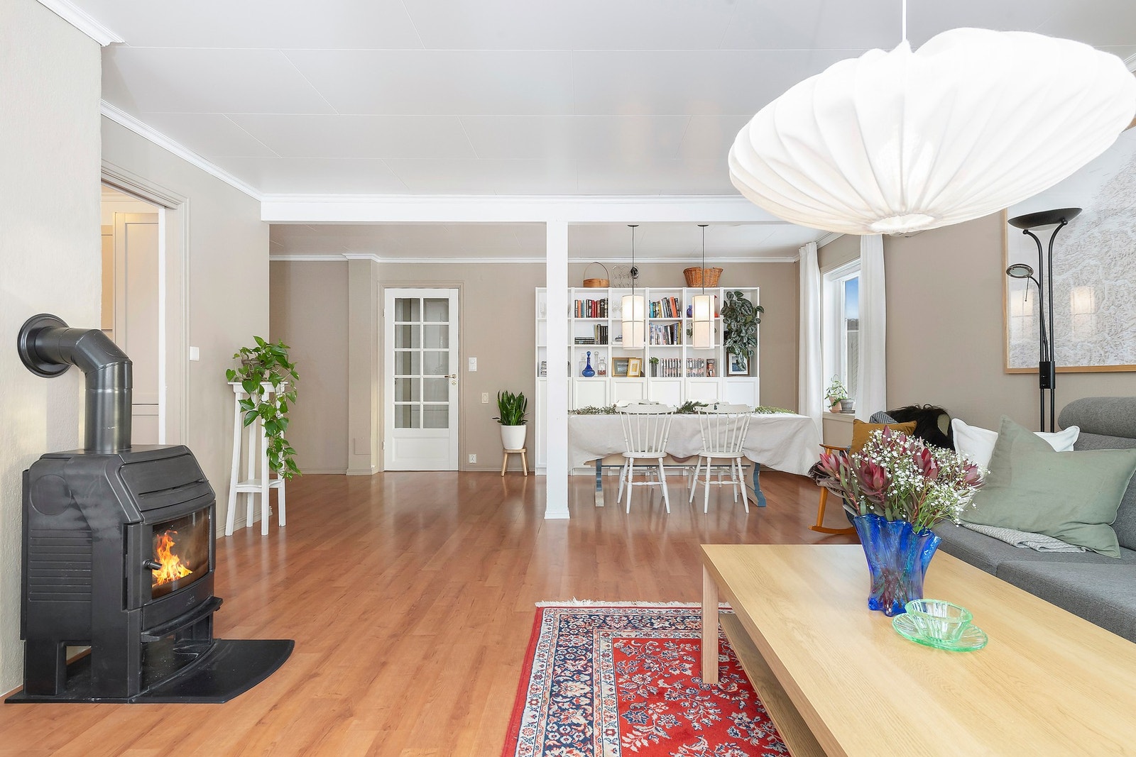 Stue gir flere møbleringsmuligheter Galleribilde