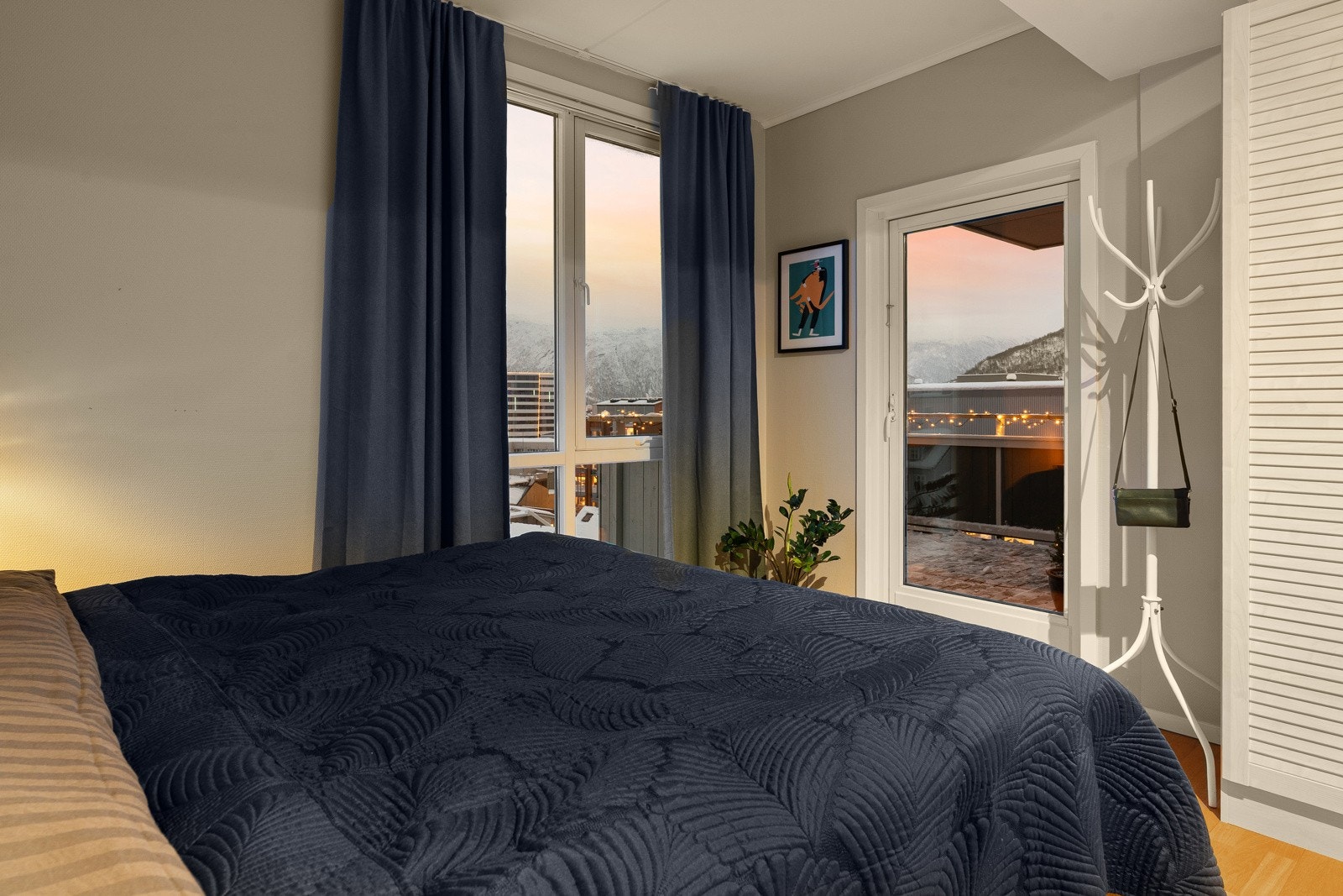 Fra sengen har du flott utsikt. Galleribilde