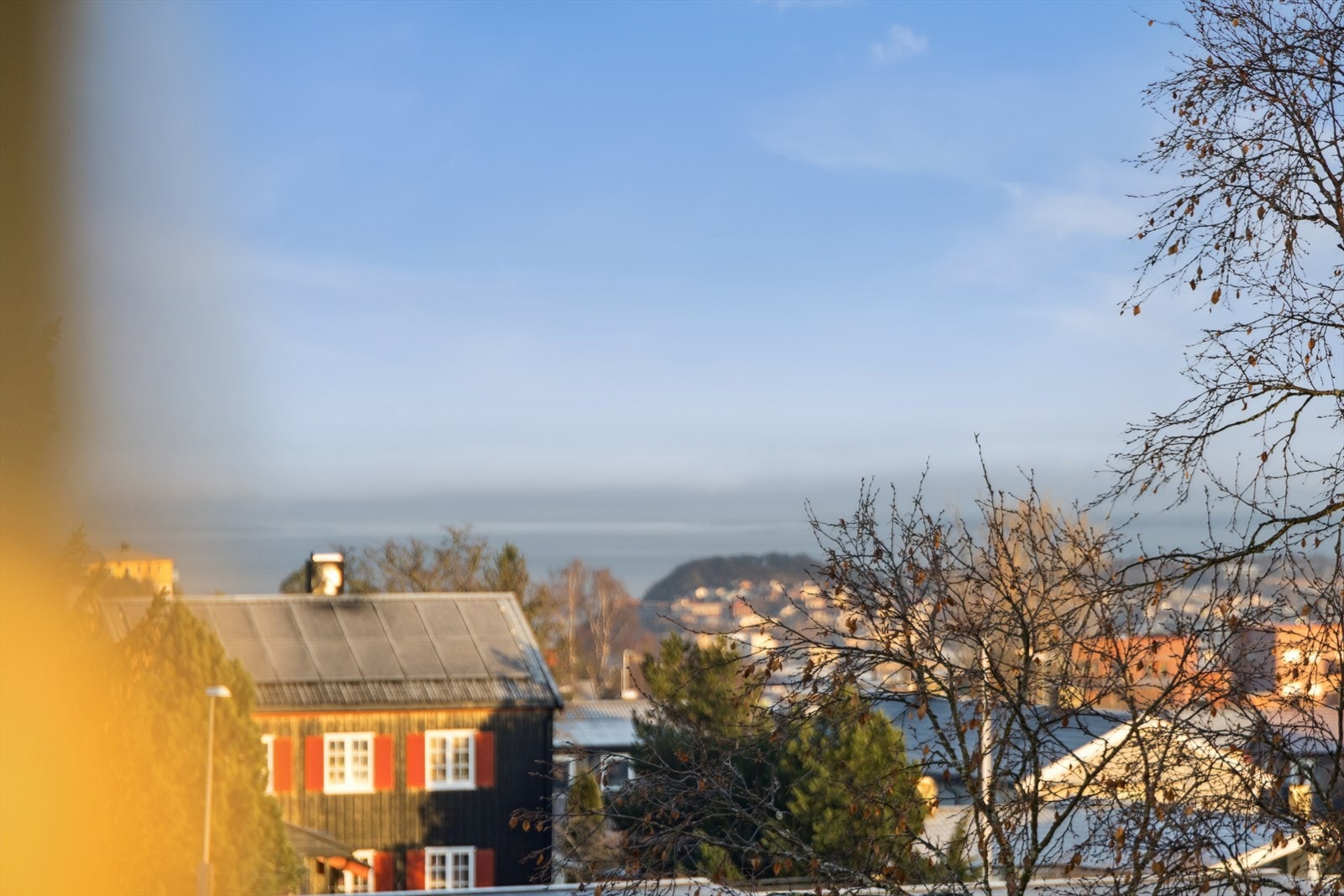 Her bor du sentralt, men likevel med umiddelbar nærhet til Bymarka og alle dens muligheter. Galleribilde