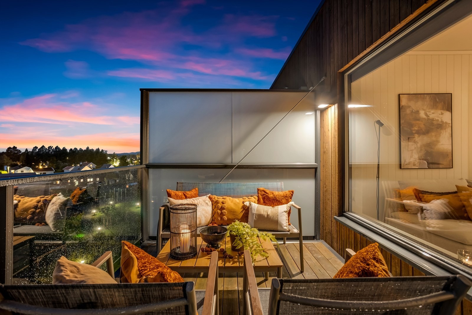 Dette er en moderne og tiltalende 3-roms selveierleilighet fra 2021. Galleribilde