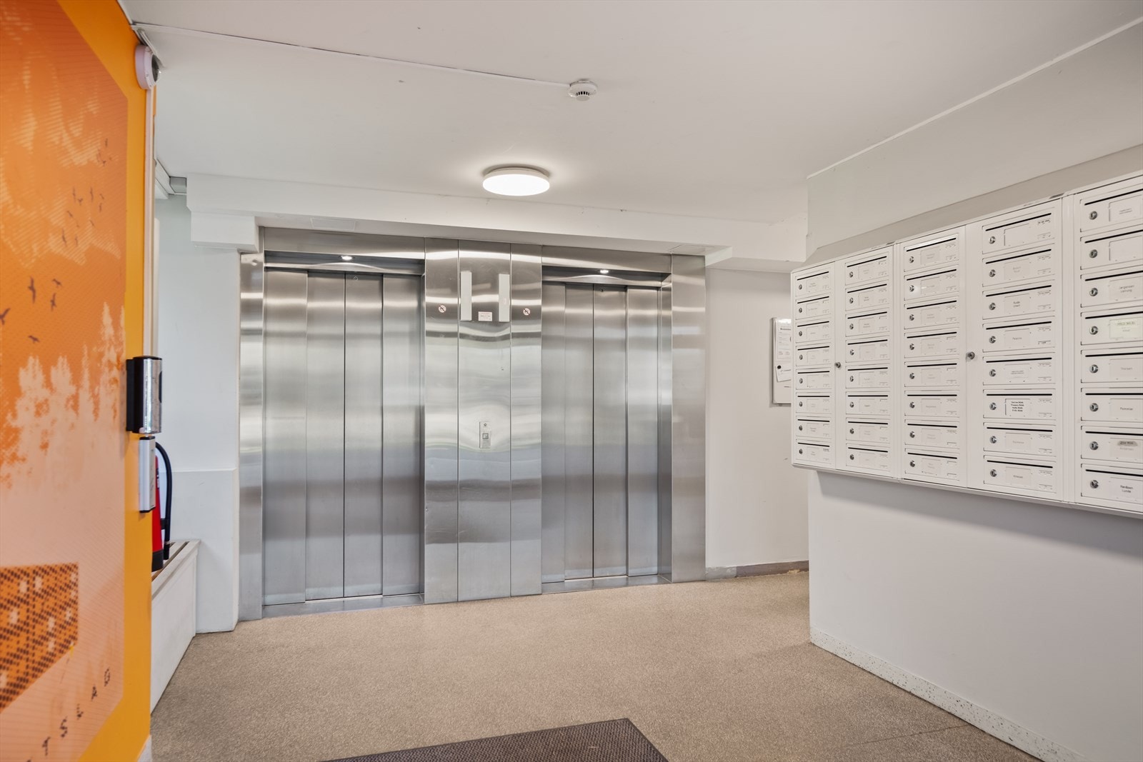 Det er heis i bygget. Galleribilde