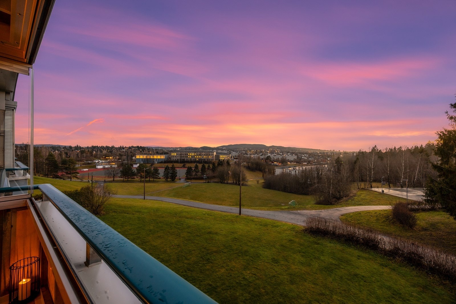 Nærhet til marka gir gode muligheter for rekreasjon og turer Galleribilde