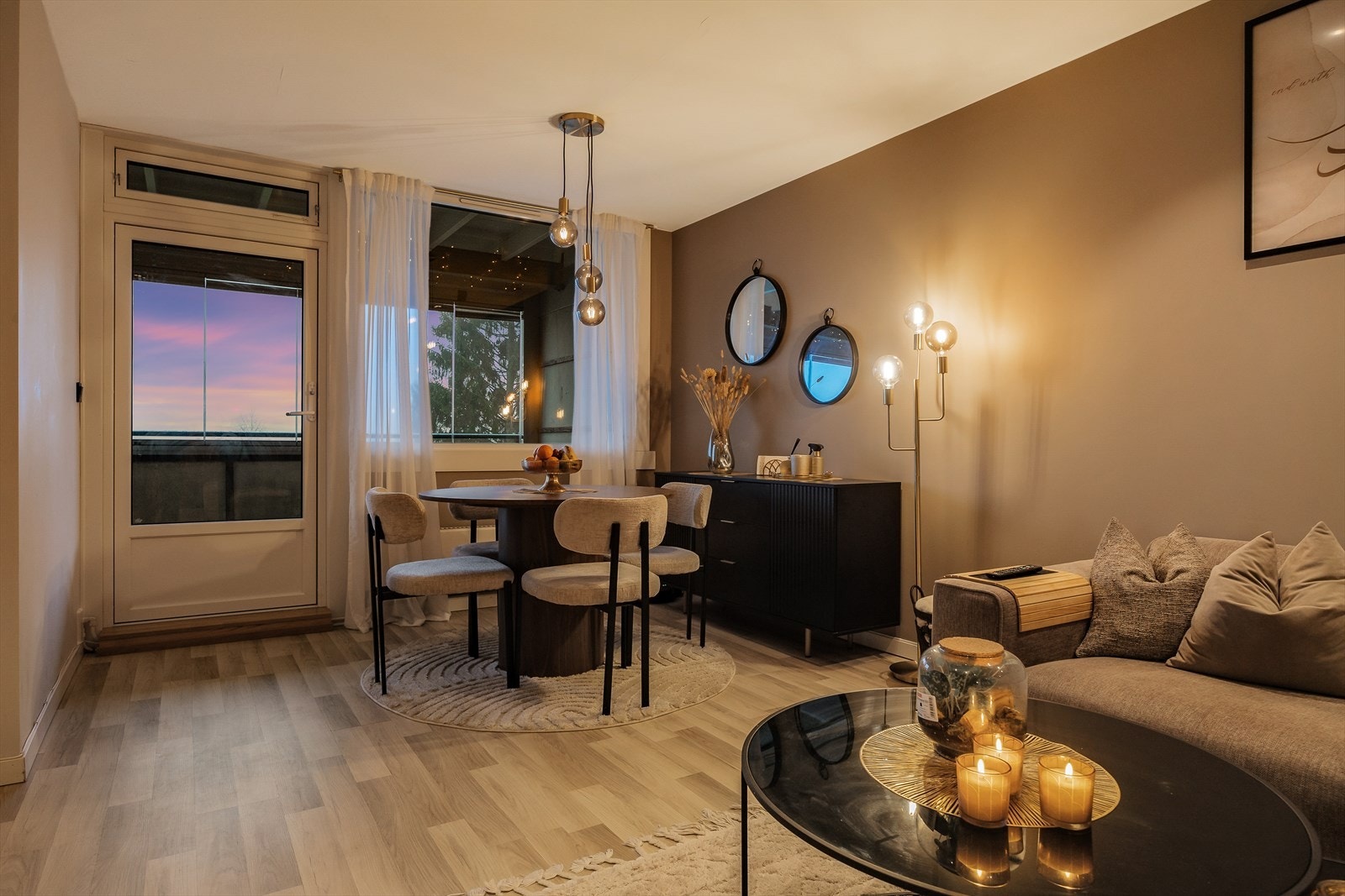 Leiligheten fikk nye vinduer og balkongdør 2025 Galleribilde