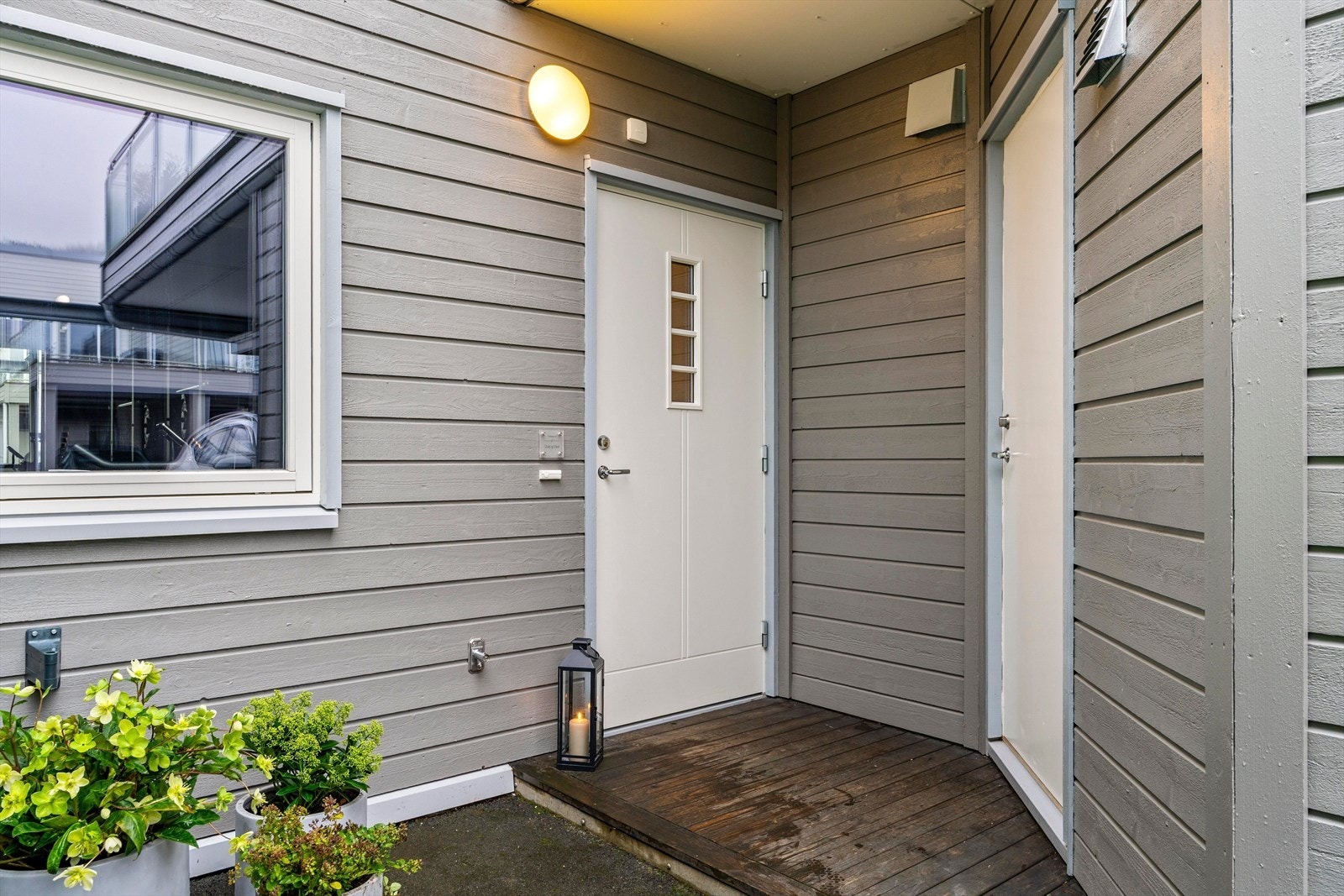 Like utenfor boligen finner man en praktisk sportsbod på 5 kvm. Galleribilde