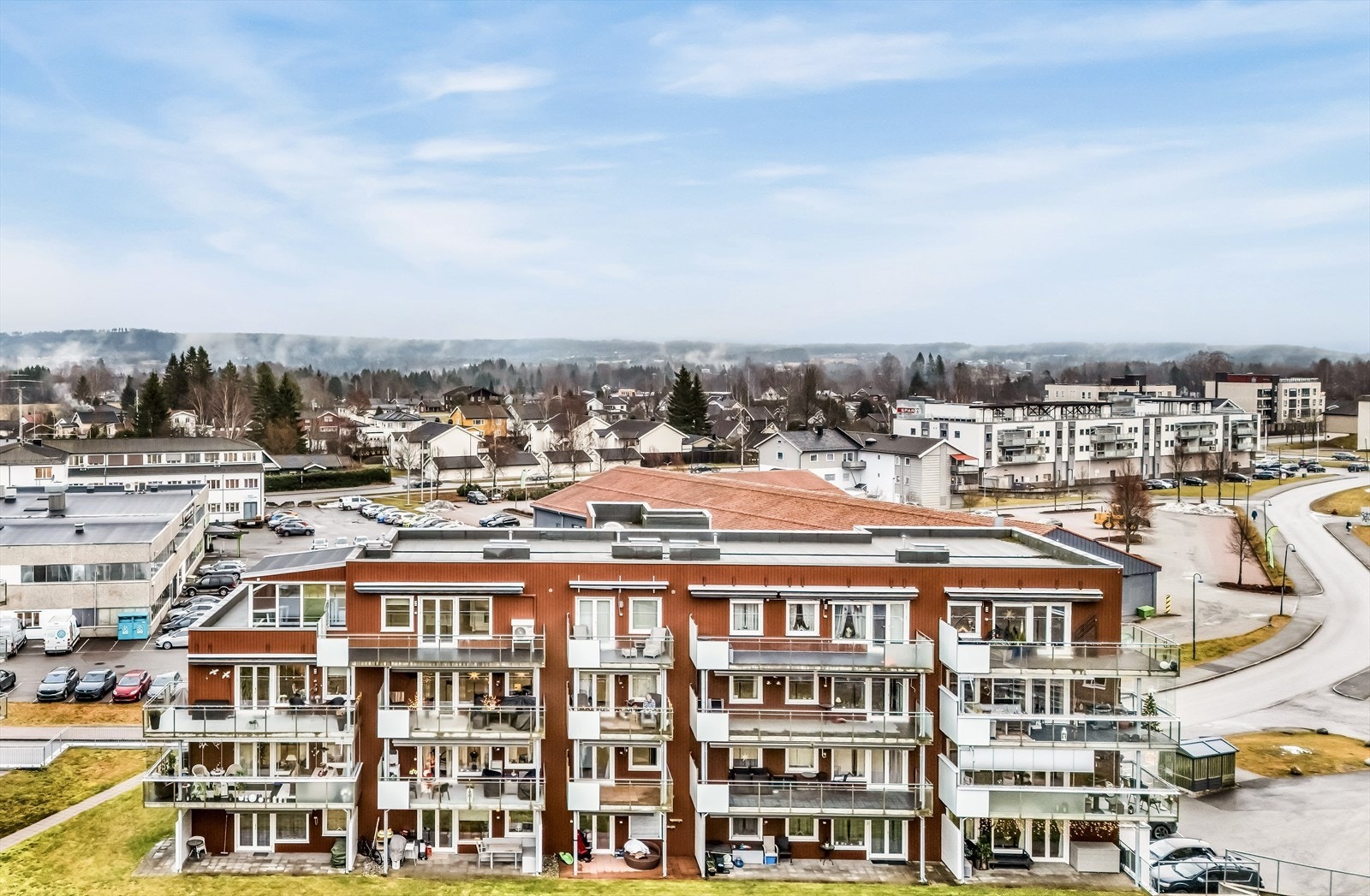 Fra eiendommen er det utsikt over nærområdet. Galleribilde