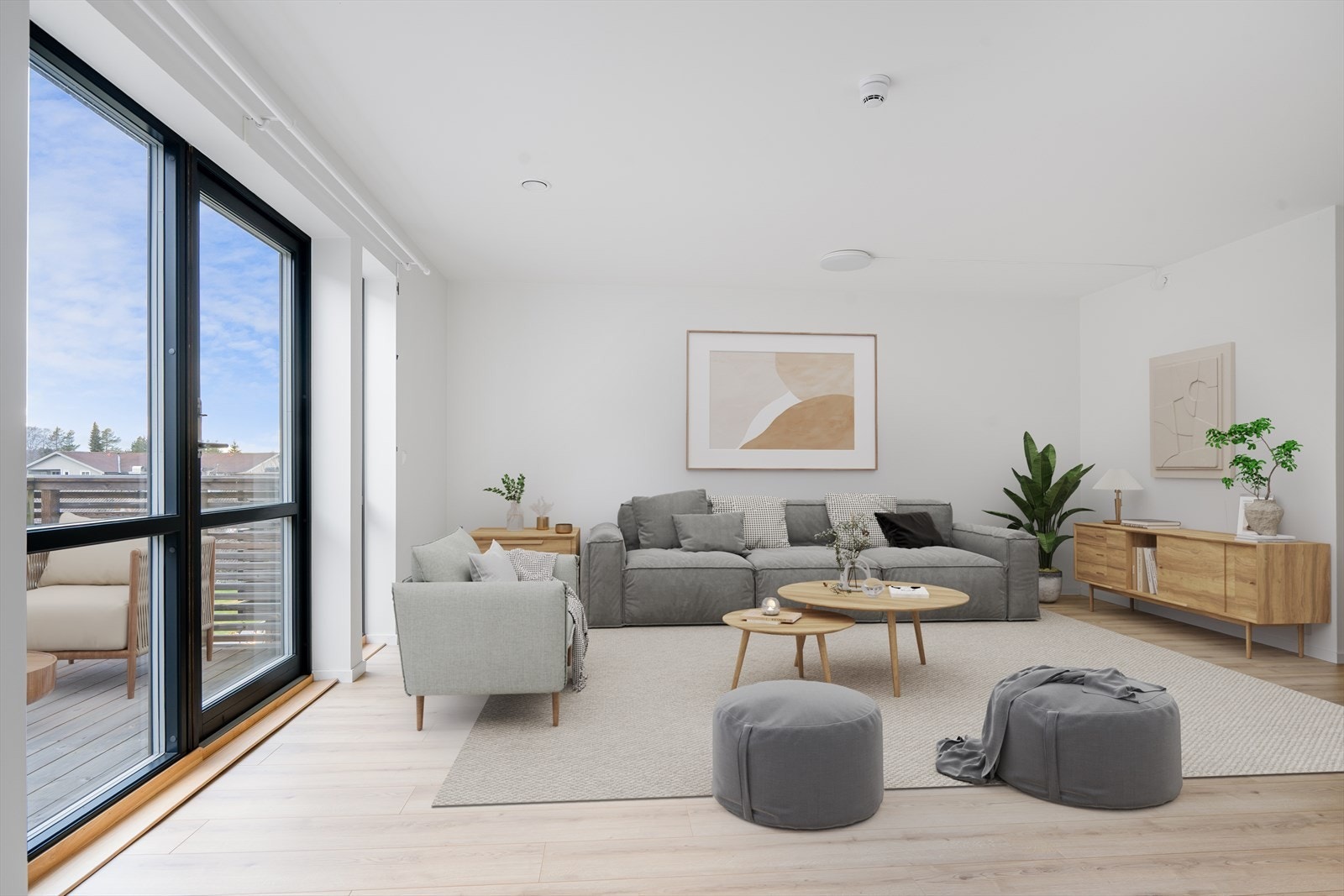 Stuen byr på møbleringsfrihet. Galleribilde