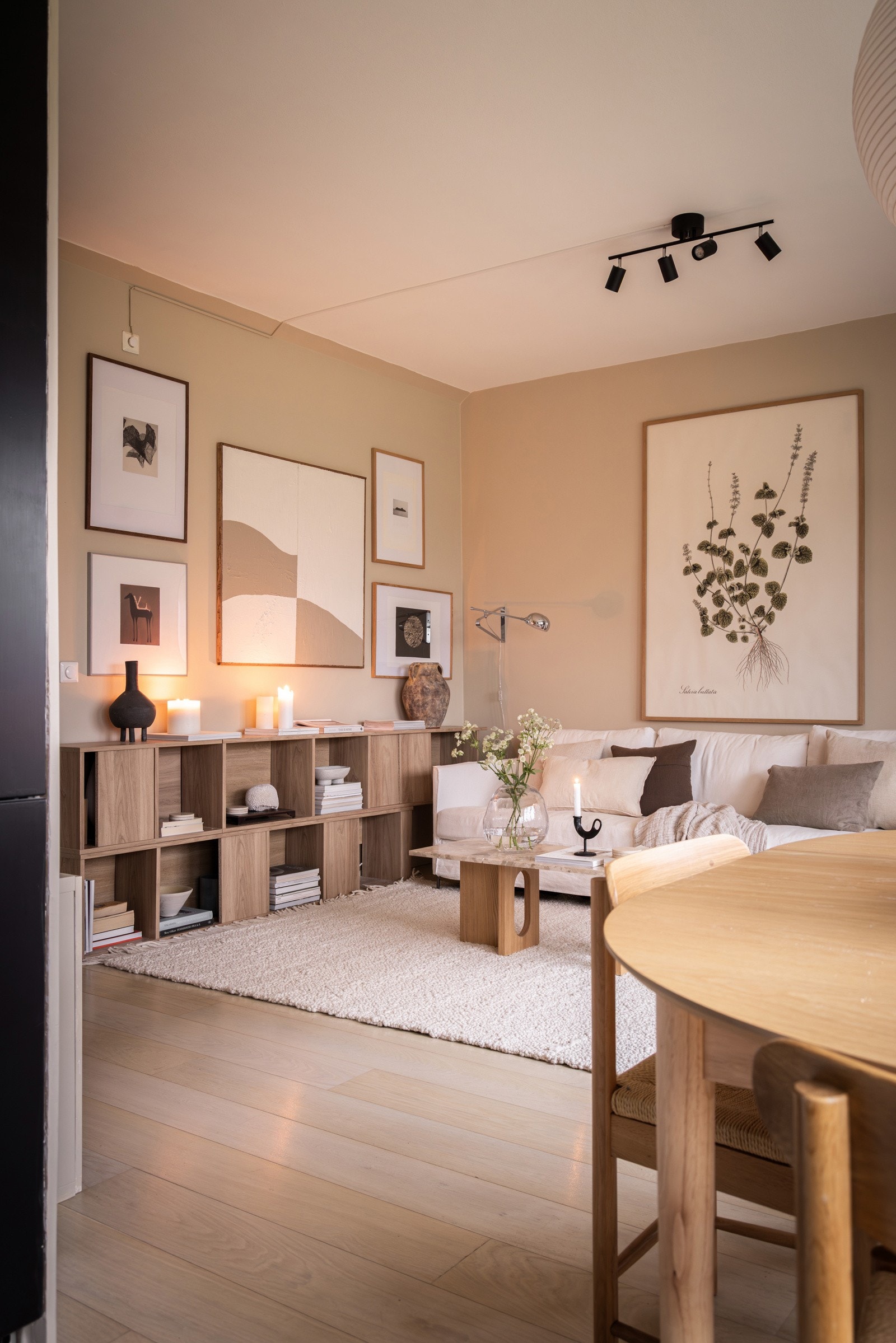 Leiligheten har balansert ventilasjon som sørger for et sunt og godt inneklima. Galleribilde