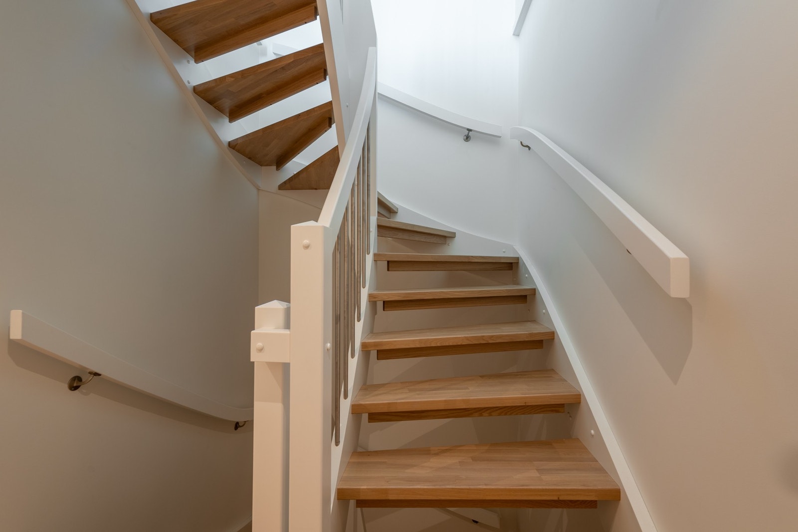 Trapp fra 3. Etasje til 2. Etasje. Galleribilde