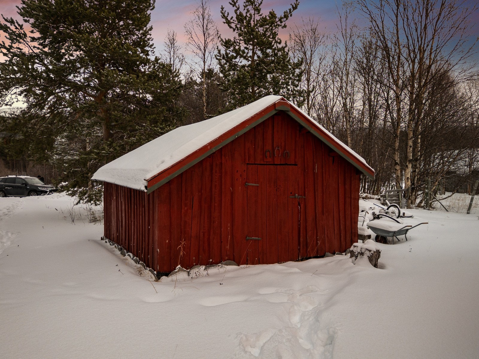 Garasje. Galleribilde