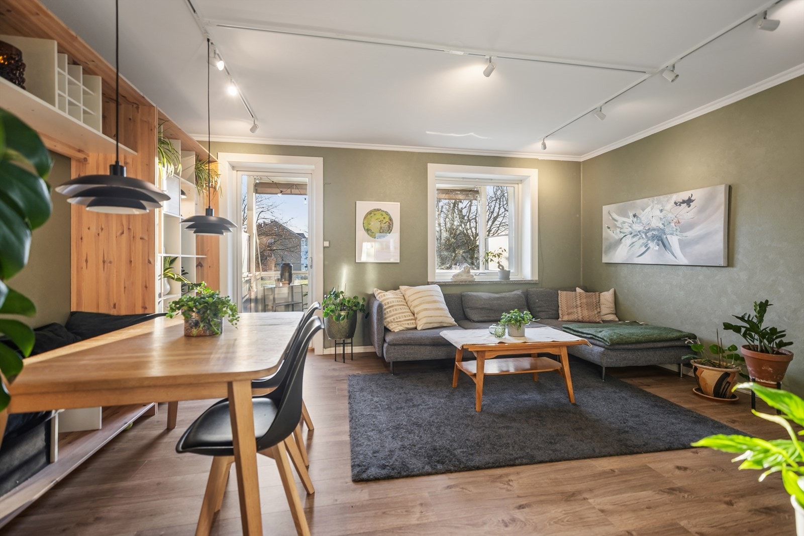 Kamran Hasanjan v/DNB Eiendom har gleden av å presentere Klosterheimveien 12! Galleribilde