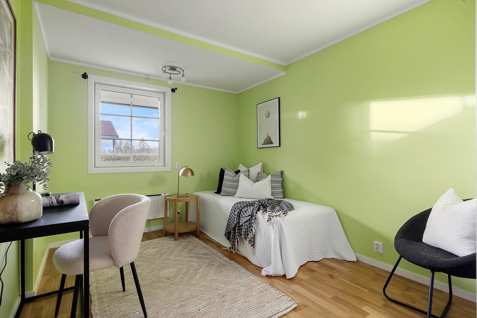 Boligen disponerer 3 gode soverom Galleribilde