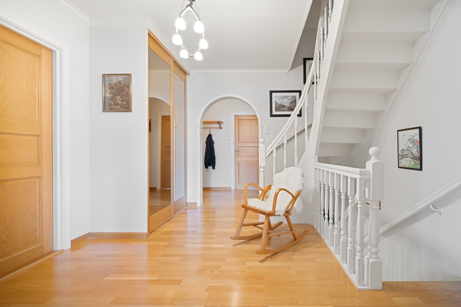 Gang i 1. etasje Galleribilde