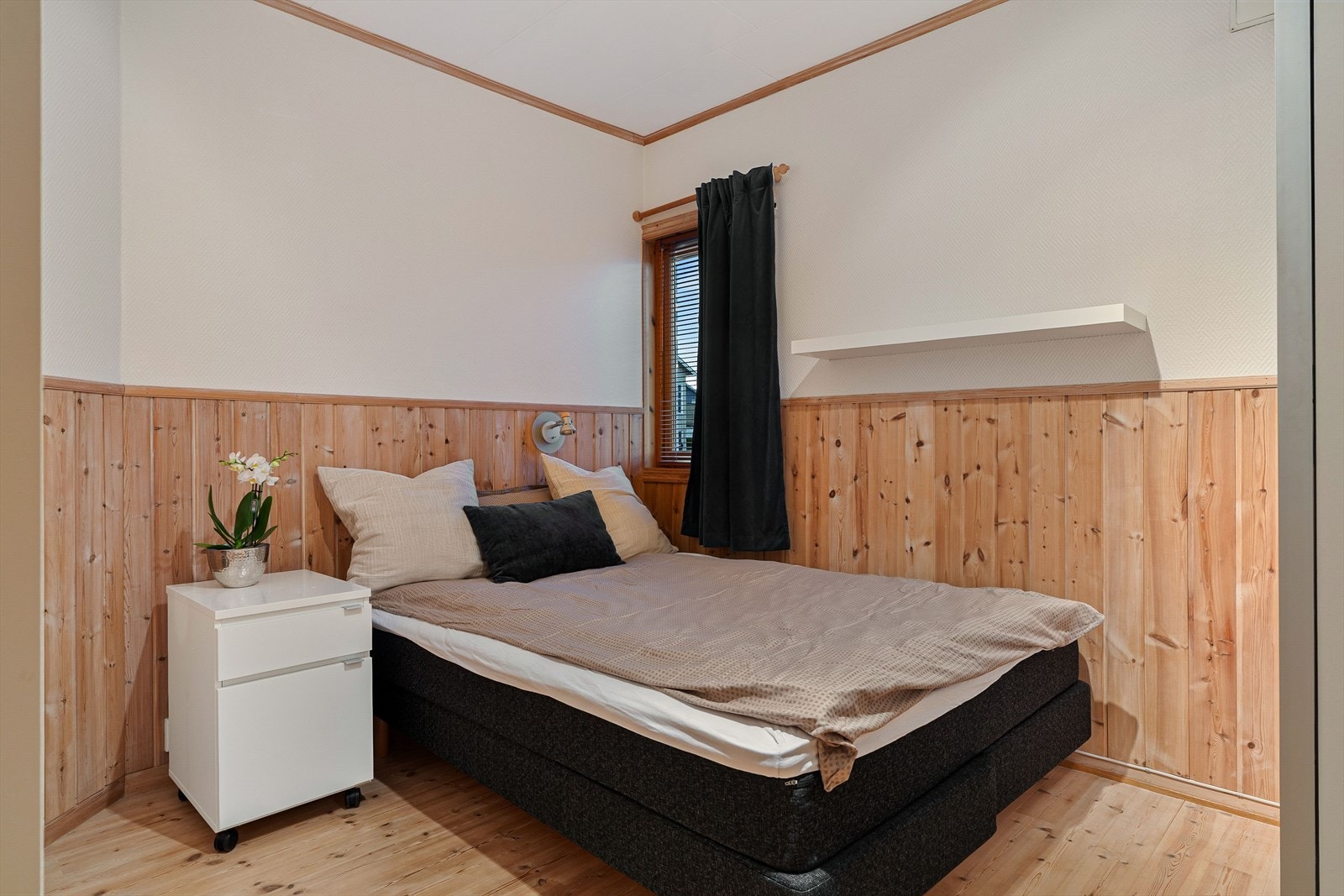 Innredet soverom på 8,5m². Galleribilde